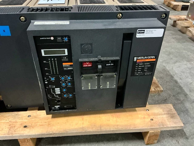 Merlin gerin m12 h1 / m20 h1 circuit breaker (2x) - afbeelding 3 van  6