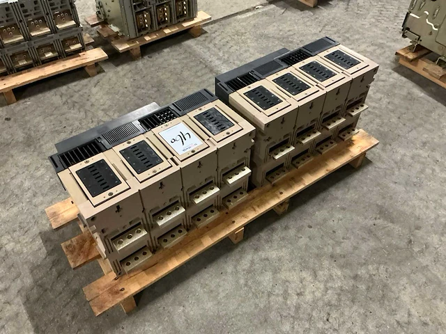 Merlin gerin m12 h1 / m20 h1 circuit breaker (2x) - afbeelding 6 van  6