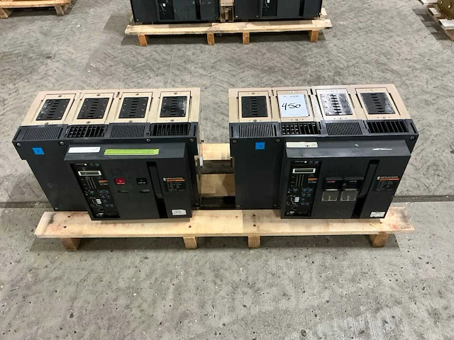 Merlin gerin m16 h1 circuit breaker (2x) - afbeelding 1 van  7