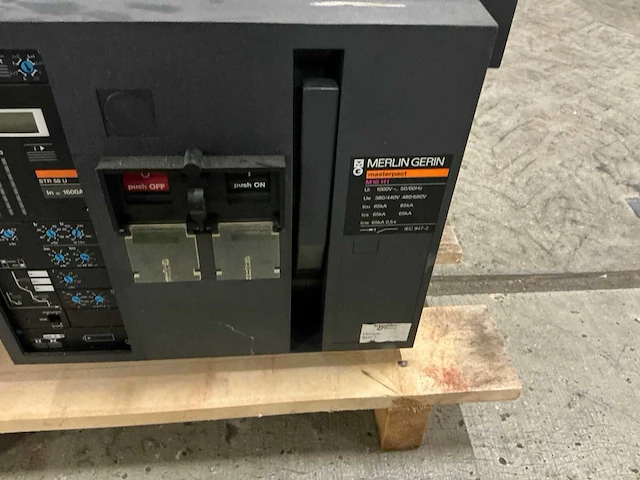 Merlin gerin m16 h1 circuit breaker (2x) - afbeelding 6 van  7