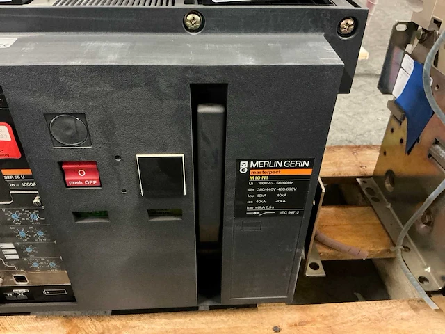 Merlin gerin m20 n1 / m10 ni circuit breaker - afbeelding 3 van  6