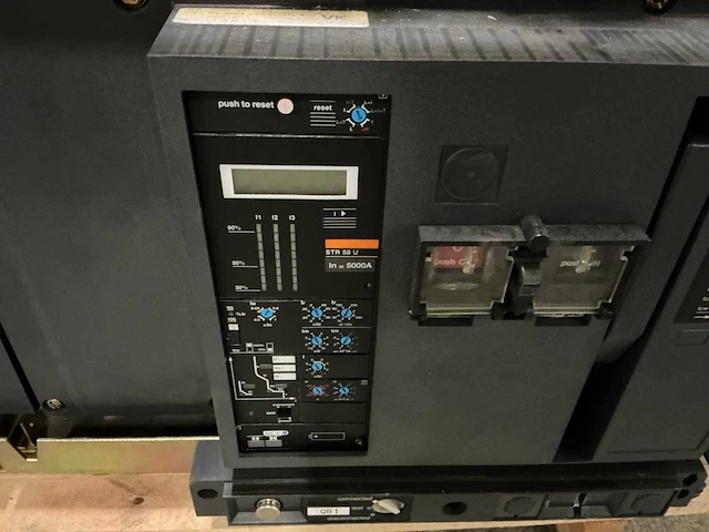 Merlin gerin m50 h1 circuit breaker - afbeelding 3 van  5