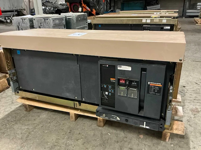 Merlin gerin m63 h1 circuit breaker - afbeelding 1 van  5