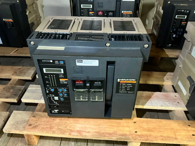 Merlin gerin masterpact m16h2 circuit breaker (2x) - afbeelding 6 van  8