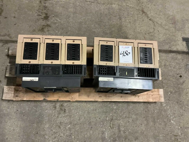 Merlin gerin masterpact m16h2/m20h2 circuit breaker (2x) - afbeelding 2 van  7