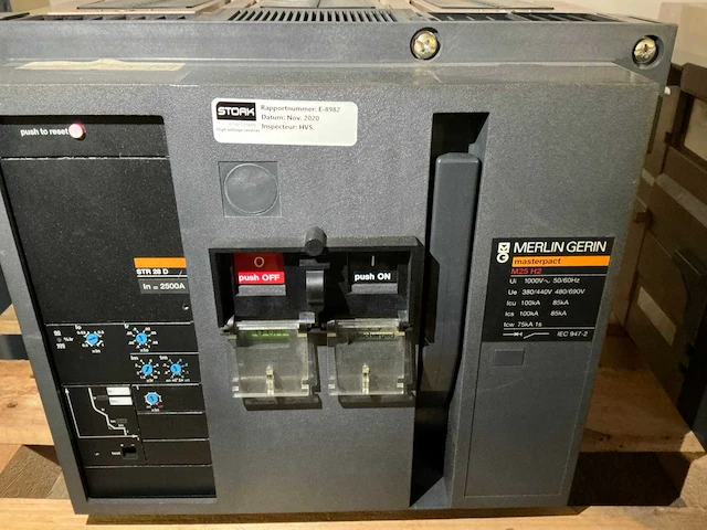 Merlin gerin masterpact m16h2/m25h2 circuit breaker (2x) - afbeelding 3 van  6