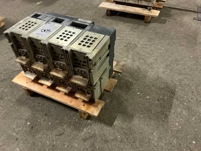 Merlin gerin masterpact nw16h2 circuit breaker - afbeelding 3 van  7