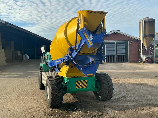 Merlo dbm 3000 betonmixer - afbeelding 12 van  33