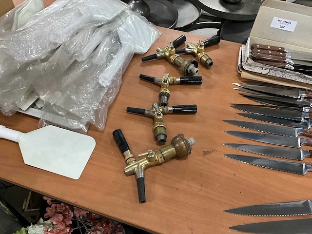 Messing tapkraan (5x) - afbeelding 1 van  6