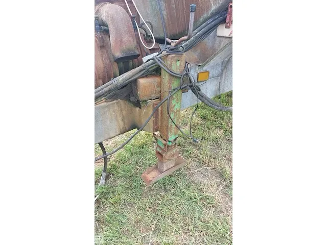 Mesttank met zodenbemester joskin, 6000, bouwjaar ca 1985 - afbeelding 3 van  52