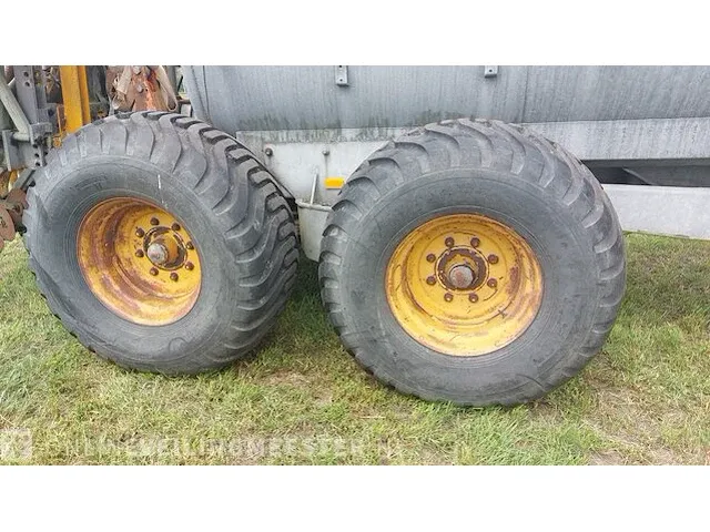 Mesttank met zodenbemester joskin, 6000, bouwjaar ca 1985 - afbeelding 14 van  52