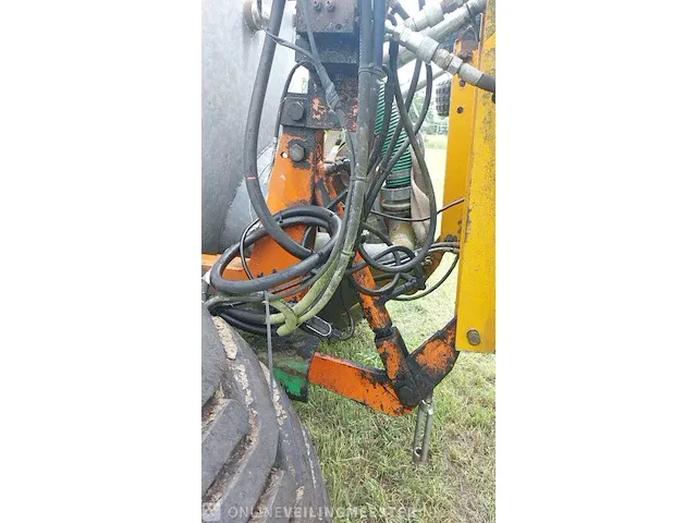 Mesttank met zodenbemester joskin, 6000, bouwjaar ca 1985 - afbeelding 35 van  52