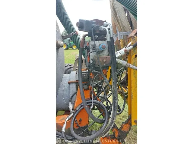 Mesttank met zodenbemester joskin, 6000, bouwjaar ca 1985 - afbeelding 36 van  52