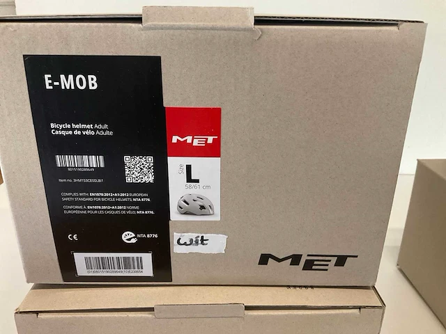 Met e-mob fietshelm maat l - afbeelding 3 van  3