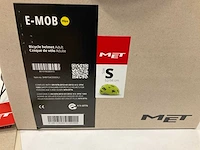Met e-mob fietshelm maat s - afbeelding 4 van  4