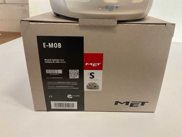Met e-mob fietshelm maat s - afbeelding 2 van  3