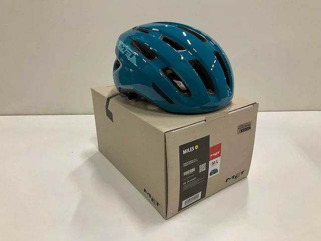 Met miles fietshelm adult maat m/l - afbeelding 1 van  2