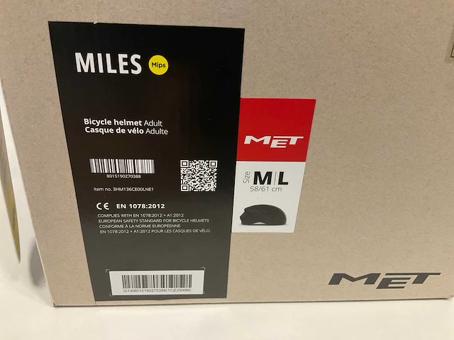 Met miles fietshelm maat m/l - afbeelding 2 van  4