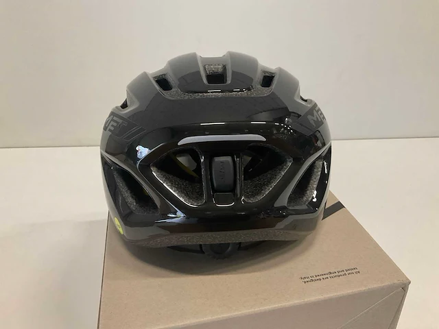 Met miles fietshelm maat m/l - afbeelding 2 van  3