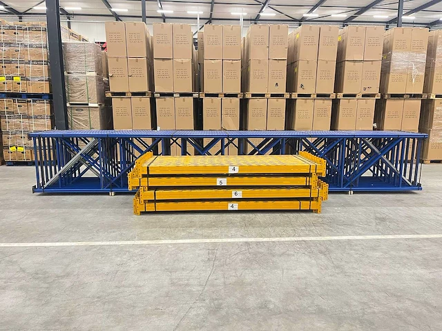 Meta - thyssen - palletstelling 96x640 - afbeelding 9 van  14