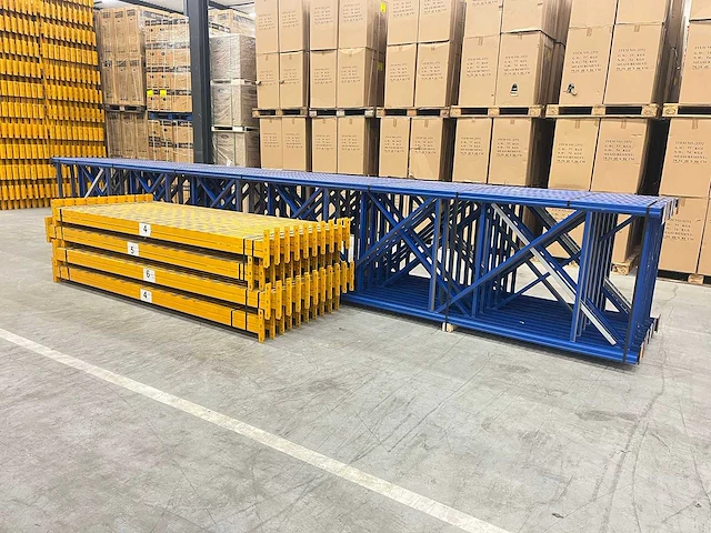 Meta - thyssen - palletstelling 96x640 - afbeelding 10 van  14