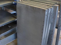 Meta stelling (gedemonteerd) 3 staanders & 14 platen - afbeelding 3 van  5