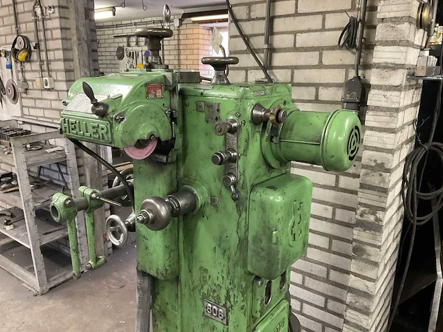 Metaal slijp werkplaats inventaris - afbeelding 48 van  53