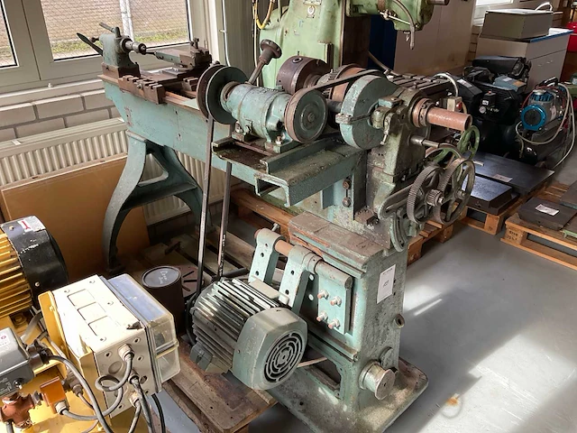 Metaalbewerkingsmachine (2x) - afbeelding 7 van  9