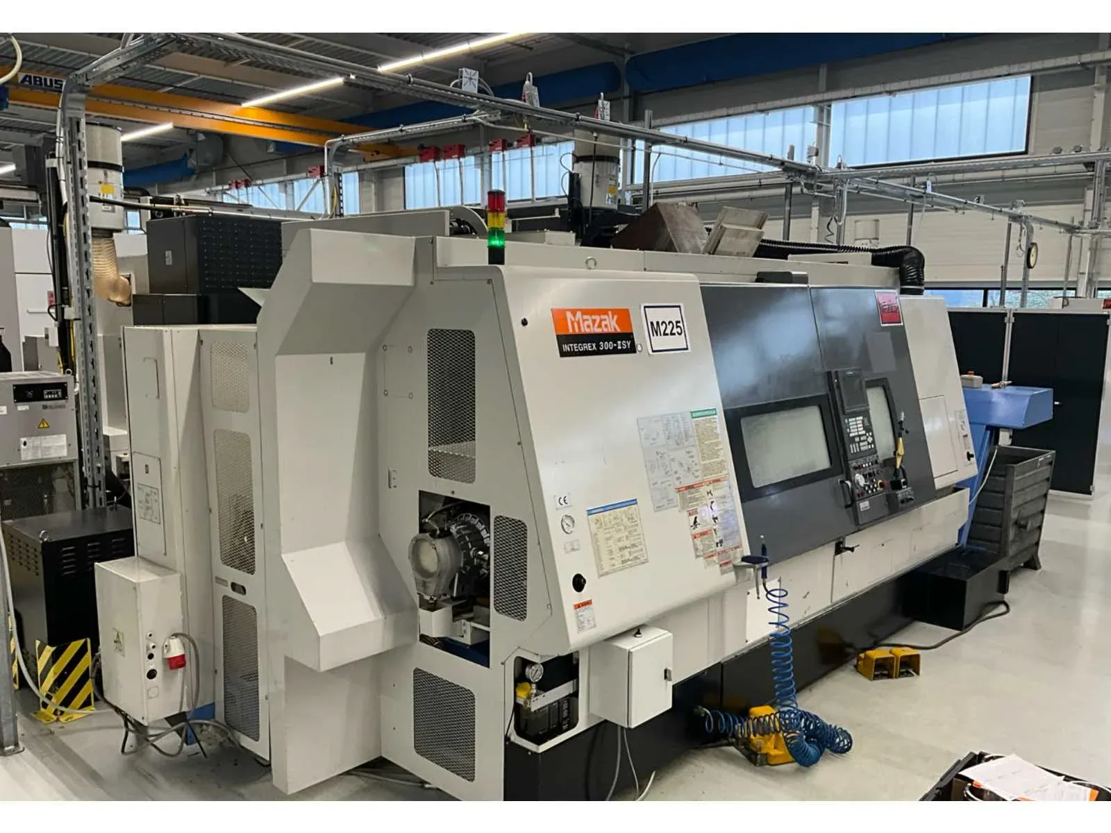 Metaalbewerkingsmachines, bouwmachines en gereedschappen