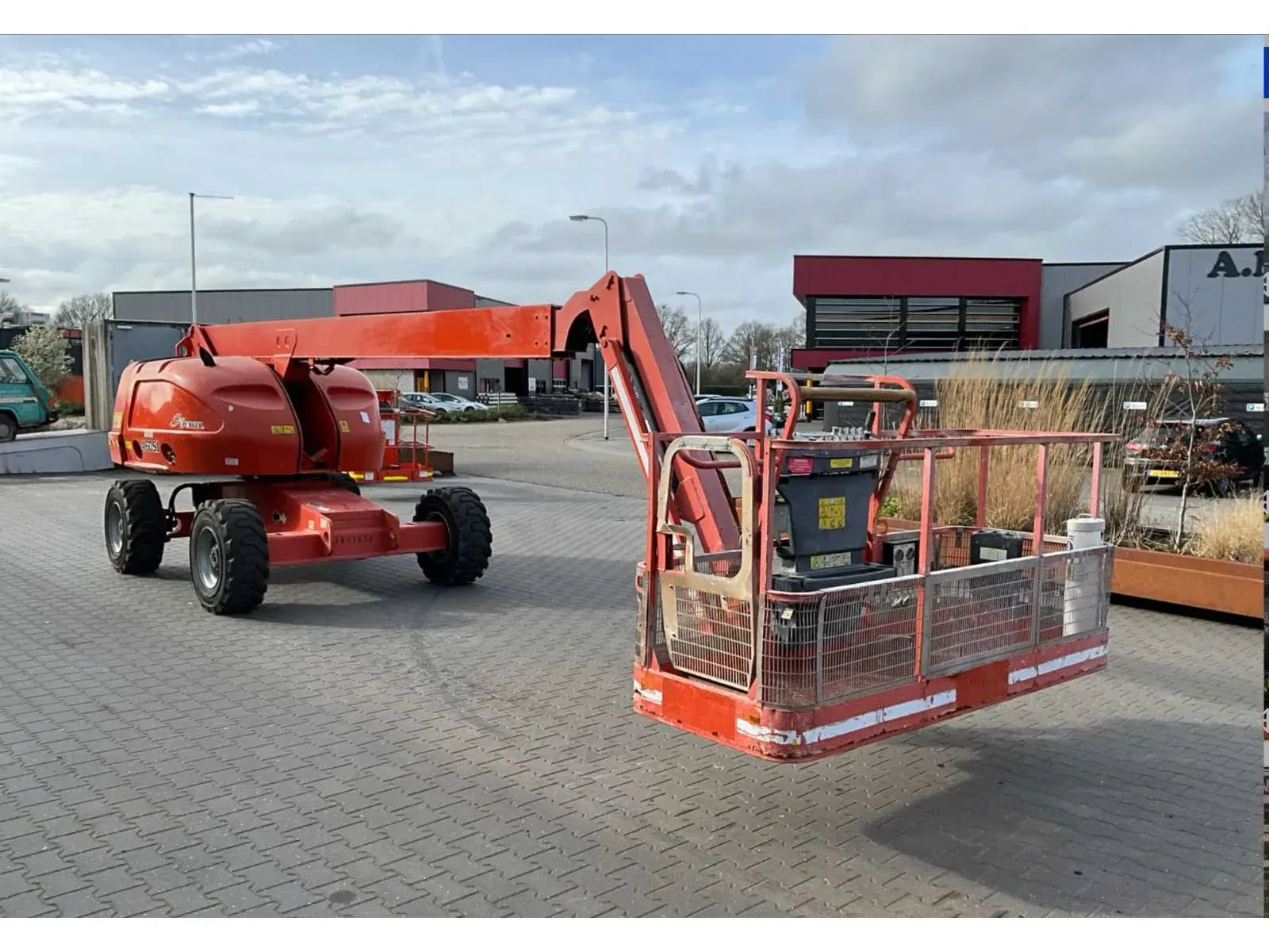 Metaalbewerkingsmachines, bouwmachines en gereedschappen