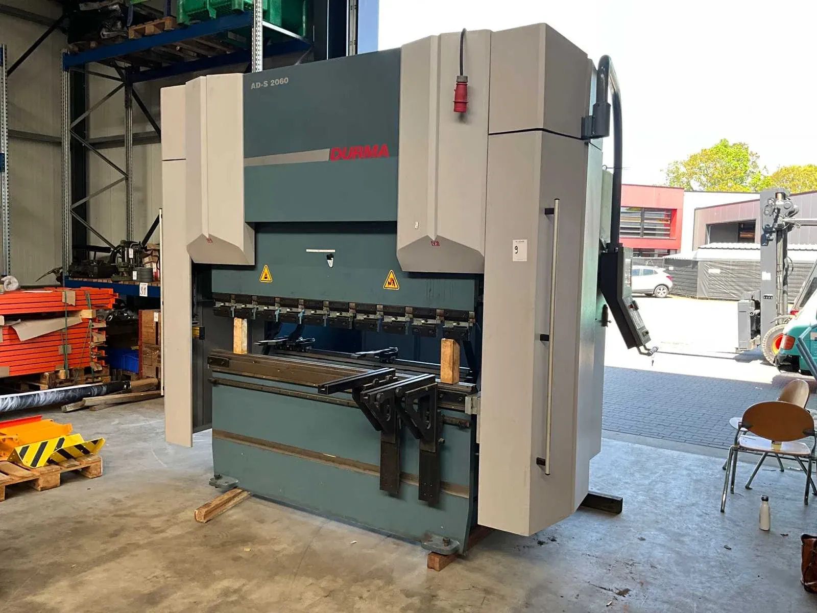 Metaalbewerkingsmachines, bouwmachines en gereedschappen