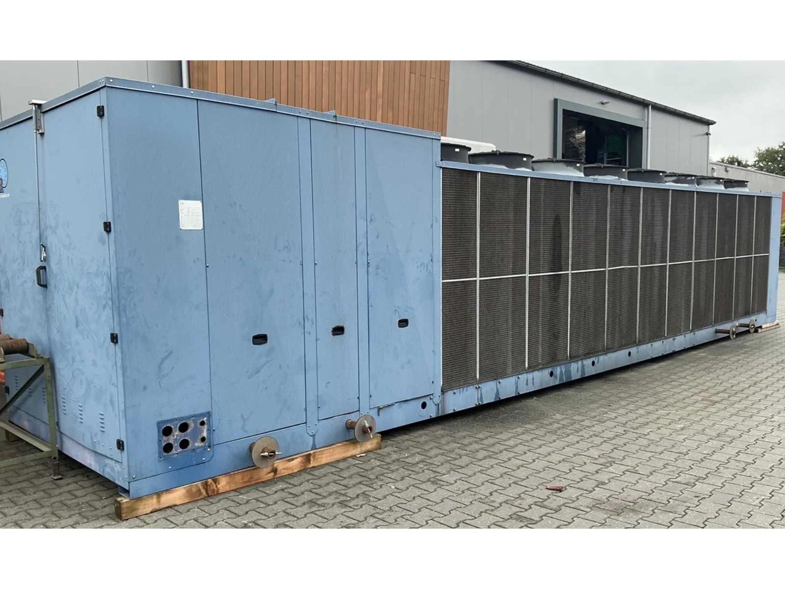Metaalbewerkingsmachines, bouwmachines en gereedschappen