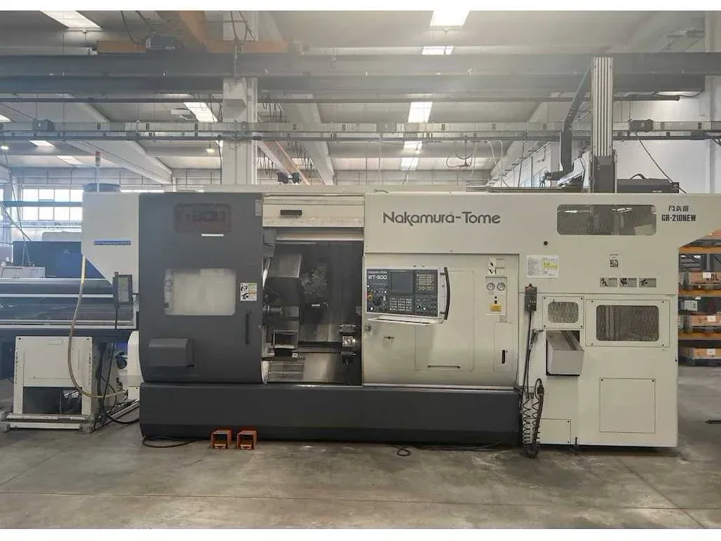 Metaalbewerkingsmachines, heftrucks en hoogwerkers en gereedschap