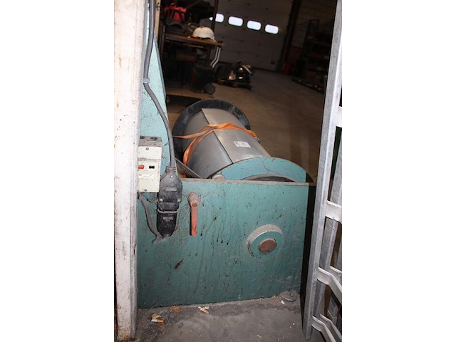 Metaalrol-afrolunit kader geska 4 met restantrol plaatmateriaal, werktafel en schaar jorg. capaciteit 1000 ... - afbeelding 2 van  9