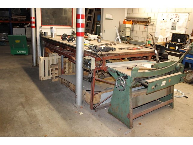 Metaalrol-afrolunit kader geska 4 met restantrol plaatmateriaal, werktafel en schaar jorg. capaciteit 1000 ... - afbeelding 8 van  9