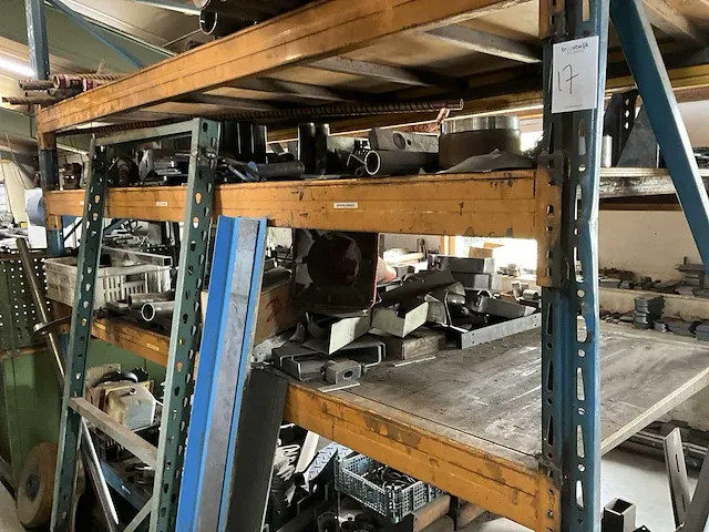 Metaalvoorraad en stelling - afbeelding 13 van  21