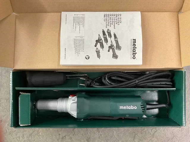 Metabo - gep 710 plus - rechte slijper - afbeelding 4 van  7