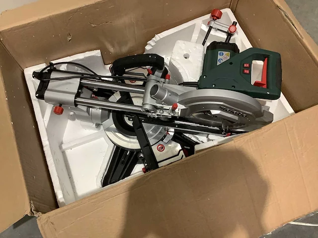 Metabo - kgs - 254m - afkortzaag - afbeelding 4 van  6