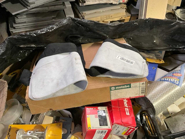 Metabo, fischer, yale, mack, teheran mixpallet bouwmaterialen - afbeelding 6 van  8