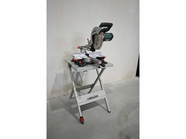 Metabo kgs 254m afkortcirkelzaagmachine met zaagtafel - afbeelding 5 van  5