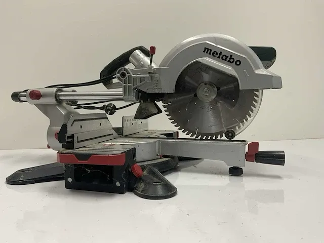 Metabo kgs254m afkortcirkelzaagmachine - afbeelding 2 van  5