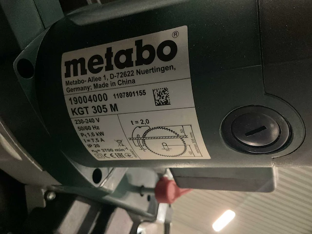 Metabo kgt 305 m afkortzaag - afbeelding 4 van  4