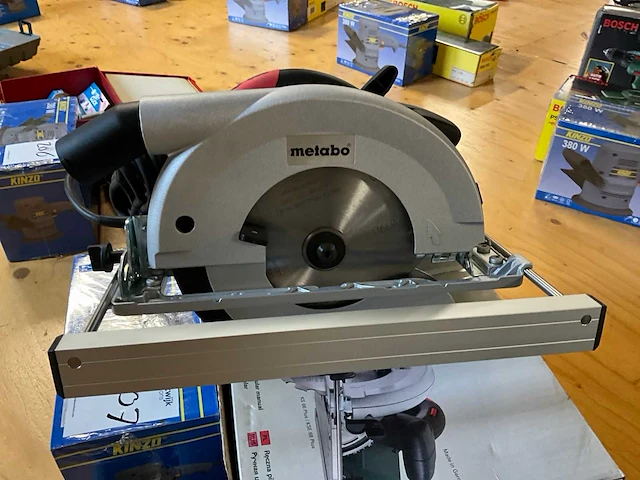 Metabo kse 68 plus cirkelzaagmachine - afbeelding 3 van  5