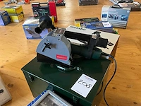 Metabo mfe 30 sleuvenfreesmachine - afbeelding 1 van  6