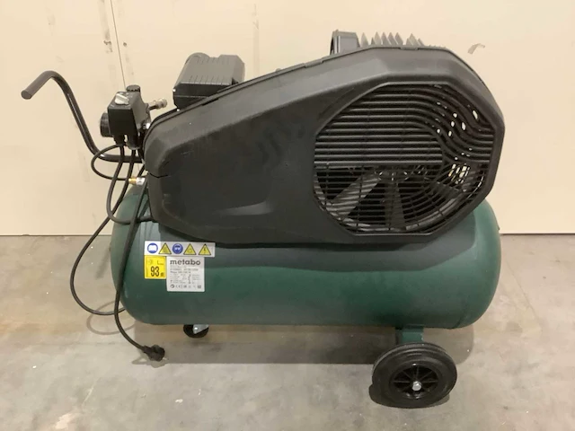 Metabo pneumatische compressor mega 350-100 w 90 l 10 bar - afbeelding 2 van  8