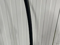 Metal bow booglamp - zwart, zuiver - afbeelding 4 van  4