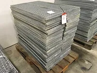 Metal grid floor plates (60x) - afbeelding 3 van  4