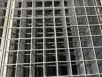 Metal grid floor plates (60x) - afbeelding 4 van  4