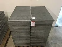 Metal grid floor plates (82x) - afbeelding 3 van  4