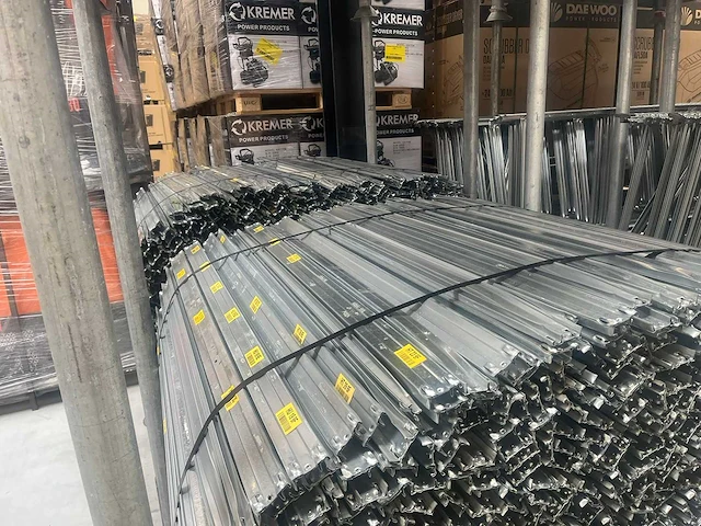 Metal-sistem - legbordstelling 20x200 - afbeelding 12 van  13